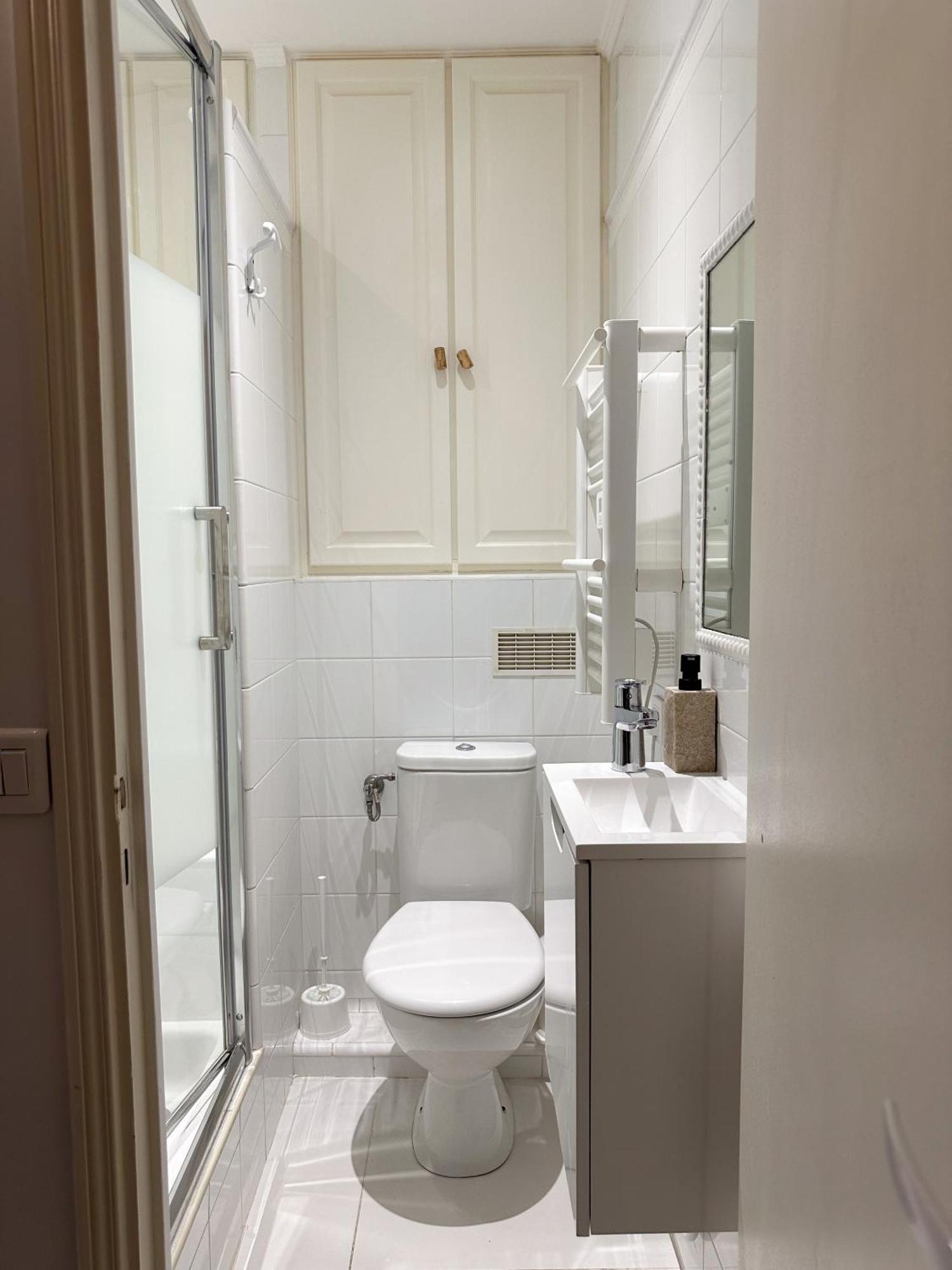 Le Balneo Jacuzzi Vieil Antibes Safranier Apartment ภายนอก รูปภาพ